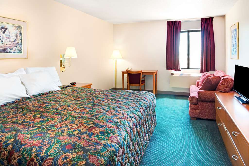 Countryside Inn & Suites Omaha East-Council Bluffs Ia Pokoj fotografie